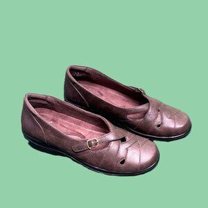 Women's Easy Street Comfort Wave Brown 9M Flats New